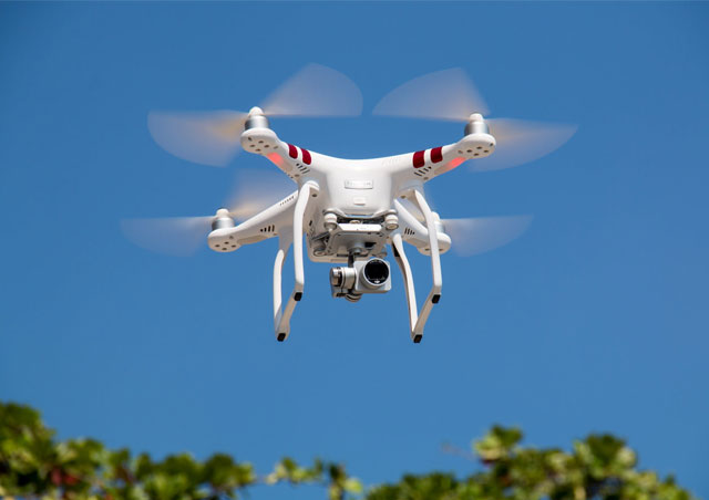 Quiosques Multimédia e Mupis Digitais para Drones + Mupis Digitais